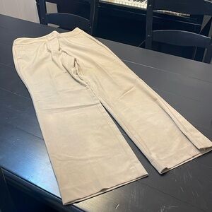 Talbots women’s khaki dress pants; boot cut; pockets in front and back; size 8P